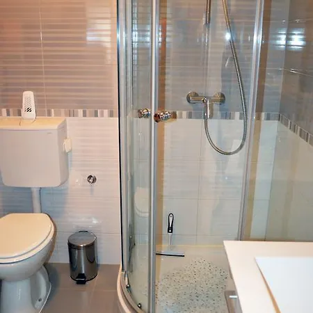 Miocic Apartment *