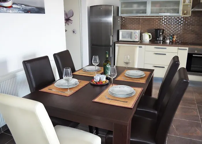 Miocic Apartment *